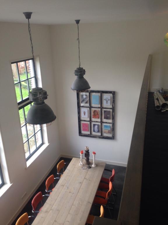 Suite School 15 A Zonnemaire Kamer foto