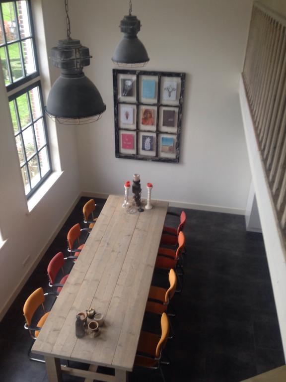 Suite School 15 A Zonnemaire Kamer foto
