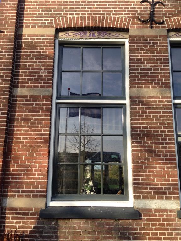 Suite School 15 A Zonnemaire Kamer foto